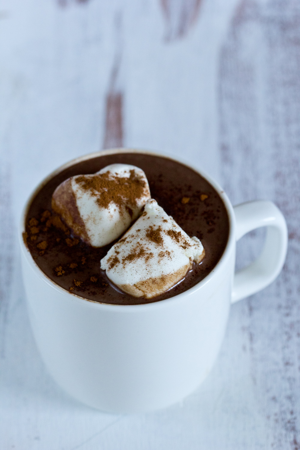 https://www.mellownspicy.com/2015/12/21/hot-chocolate-winter-warmer/hot-chocolate-2/